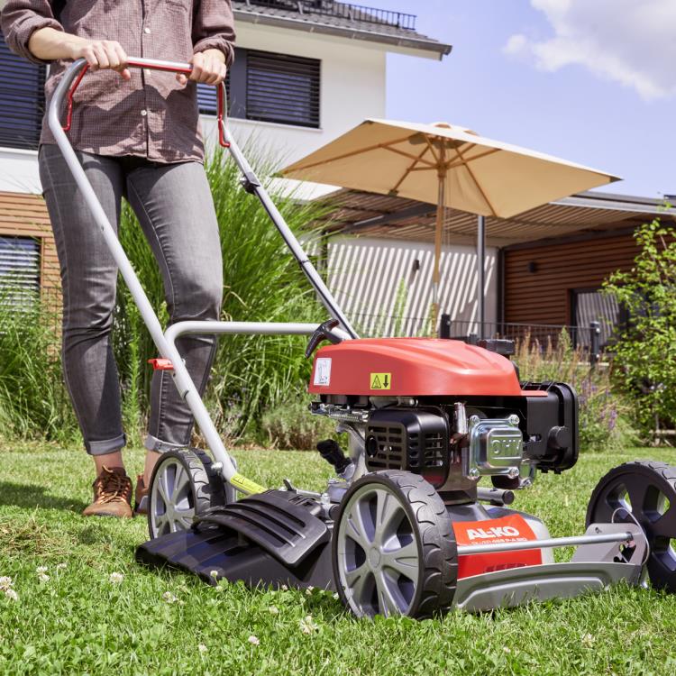 AL-KO Silver 468 P-A Bio Petrol Push Mulching Lawnmower (46cm Cut)  - AK119836-2.jpg