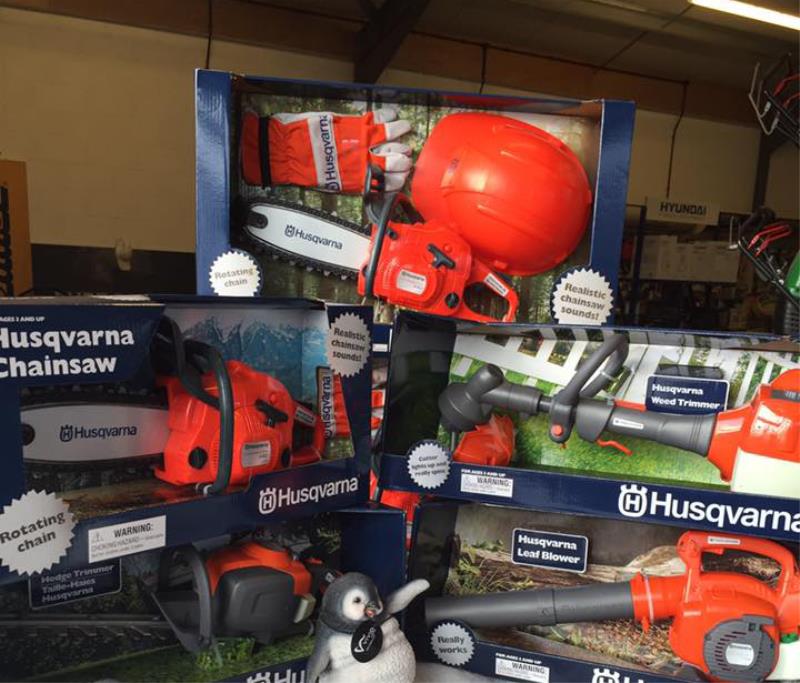 Childrens Groundcare and Gardening Toys - Toy Chainsaws, Lawn Mower, Hedge Trimmer, Brush Cutter, Leaf Blower...