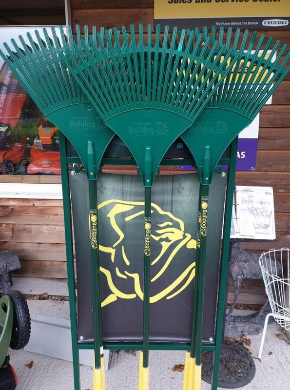 Gardening Rakes and Hoes - Gardening Rakes and Hoes